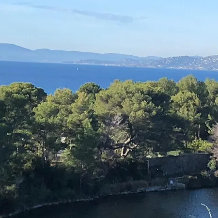 Apartment Le Dramont, Sea View, Pool, 4-5 People, Air Conditioning , Wi-fi